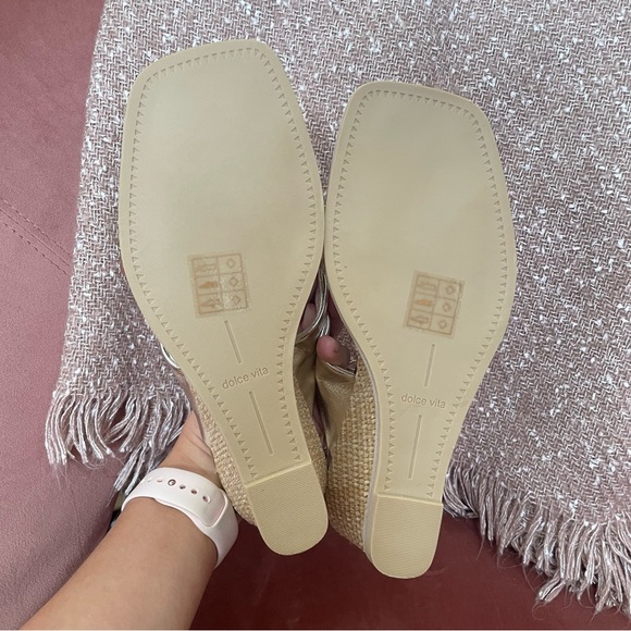 Dolce Vita Nyome Twisted Wedges  in Light Gold Stella - Size 8 - Picture 11 of 12